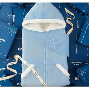 NWT Sherpa Fleece Zippered Short Wearable Blanket Hoodie